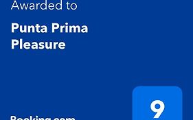 Punta Prima Pleasure With Private Parking In A Gated Community Close To The Beach