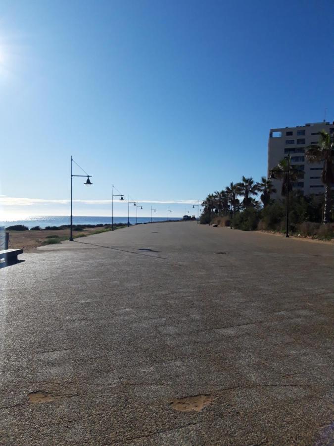 Punta Prima Pleasure With Private Parking In A Gated Community Close To The Beach Torrevieja Buitenkant foto