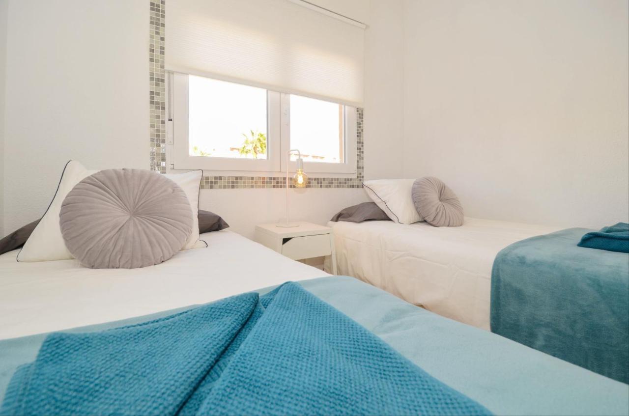 Punta Prima Pleasure With Private Parking In A Gated Community Close To The Beach Torrevieja Buitenkant foto