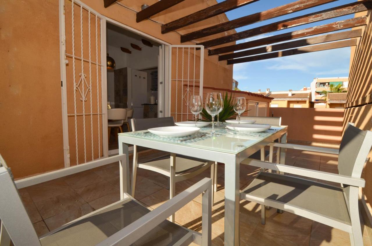 Punta Prima Pleasure With Private Parking In A Gated Community Close To The Beach Torrevieja Buitenkant foto